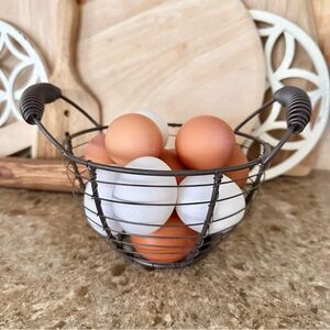 Vintage Wire Egg Bread Or Fruit Basket Round with Handles Dark Brown Metal